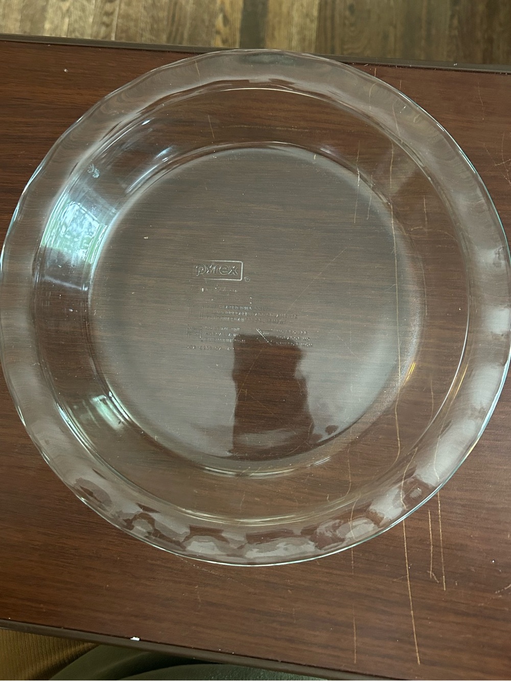 Pyrex 100th anniversary, easy grab pie plate Limited edition, 9.5 “, 2” tall